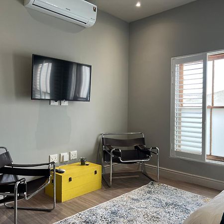 Hermanus Waterfront Apartment No 17 Buitenkant foto