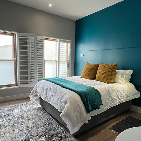 Hermanus Waterfront Apartment No 17 Buitenkant foto