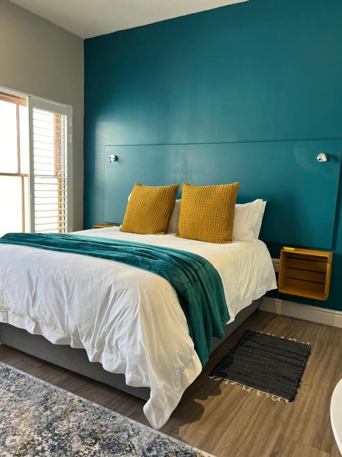 Hermanus Waterfront Apartment No 17 Buitenkant foto