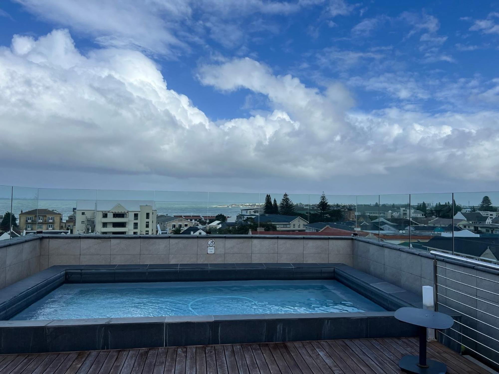 Hermanus Waterfront Apartment No 17 Buitenkant foto