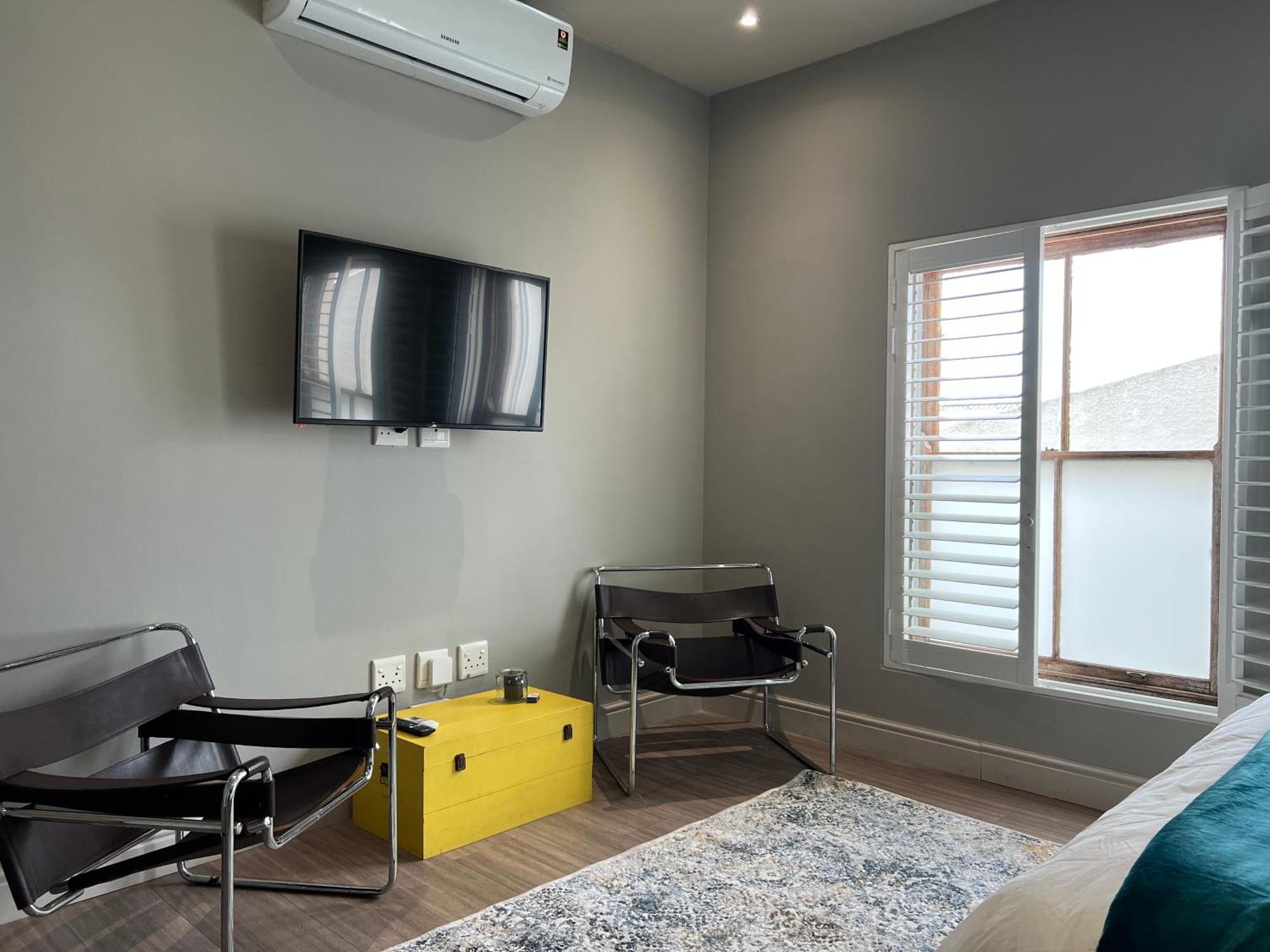 Hermanus Waterfront Apartment No 17 Buitenkant foto